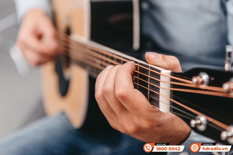 Đàn Guitar Yamaha FG840