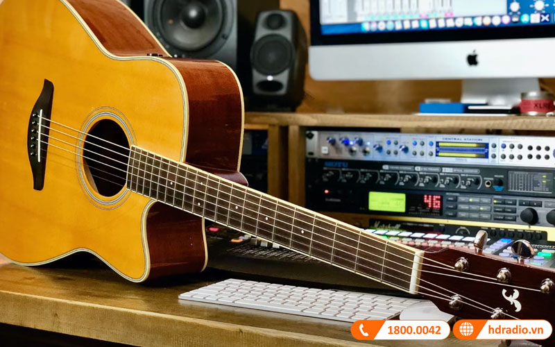 Đàn Guitar Yamaha FGC-TA