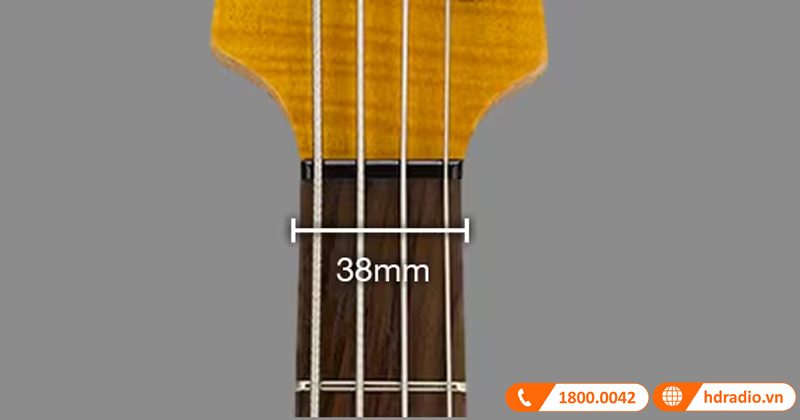 Đàn Guitar Yamaha TRBX604FM