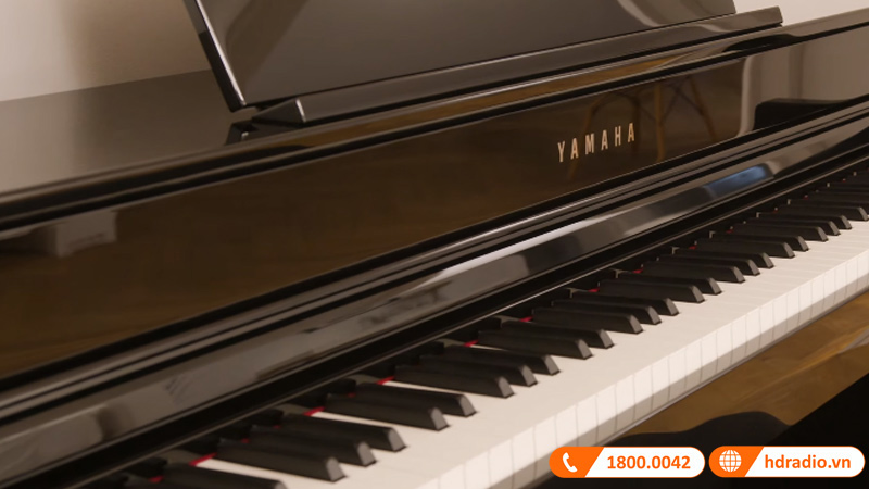 Đàn Piano Yamaha CLP-745