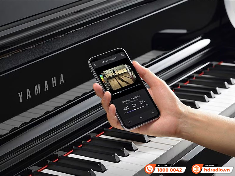Đàn Piano Yamaha CLP-825
