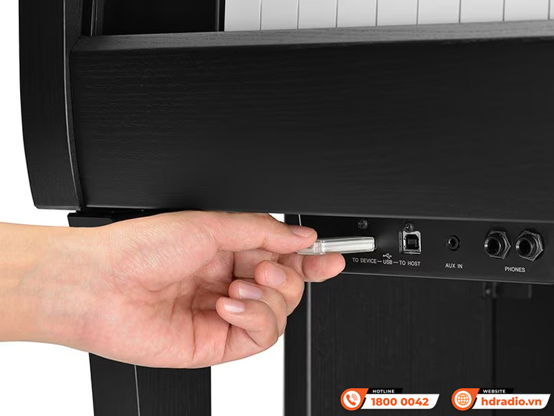 Đàn Piano Yamaha CLP-845