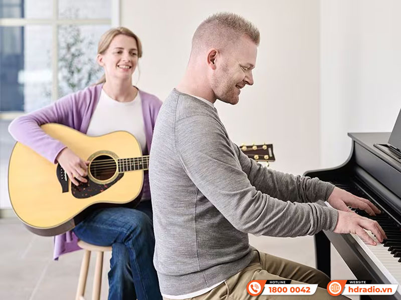 Đàn Piano Yamaha CLP-845