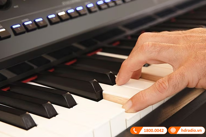 Đàn Piano Yamaha CVP-905