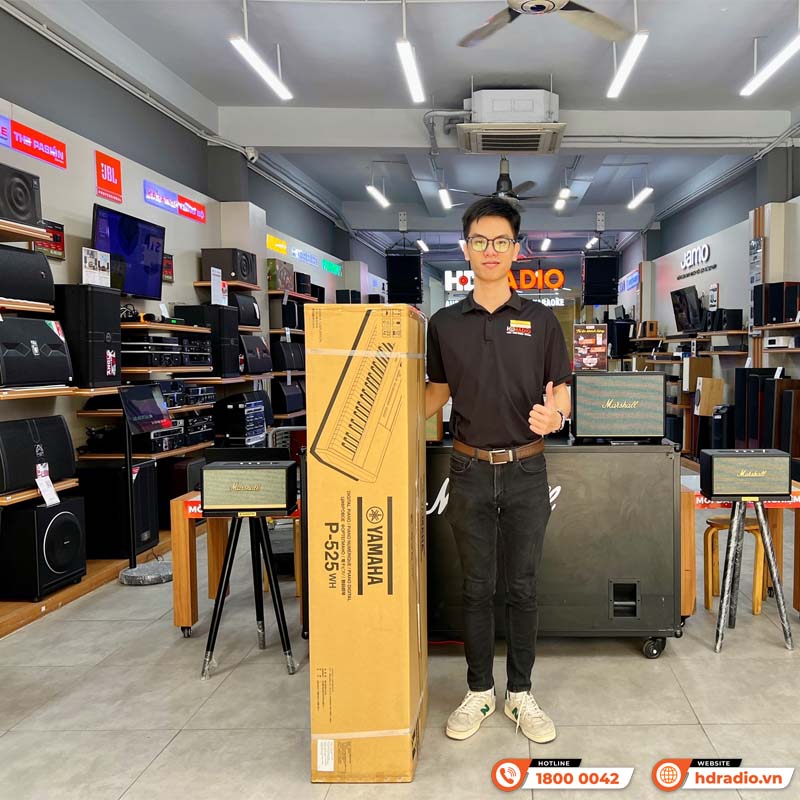 Bàn giao đàn piano Yamaha P525 gần 43tr cho anh Hưng