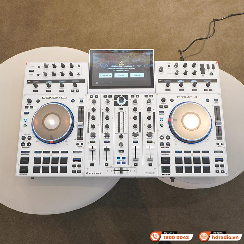 Bàn DJ Denon Prime 4+