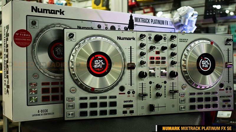 Bàn DJ Numark Mixtrack Platinum FX Silver