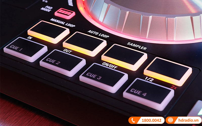 Bàn DJ Numark Mixtrack Pro 3 