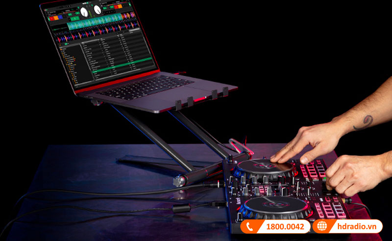 Numark Mixtrack Pro FX 