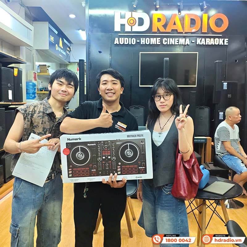 Bàn DJ Numark Mixtrack Pro FX, Kết nối máy tính, 2 kênh, Serato DJ, 2.4kg, Mới-11