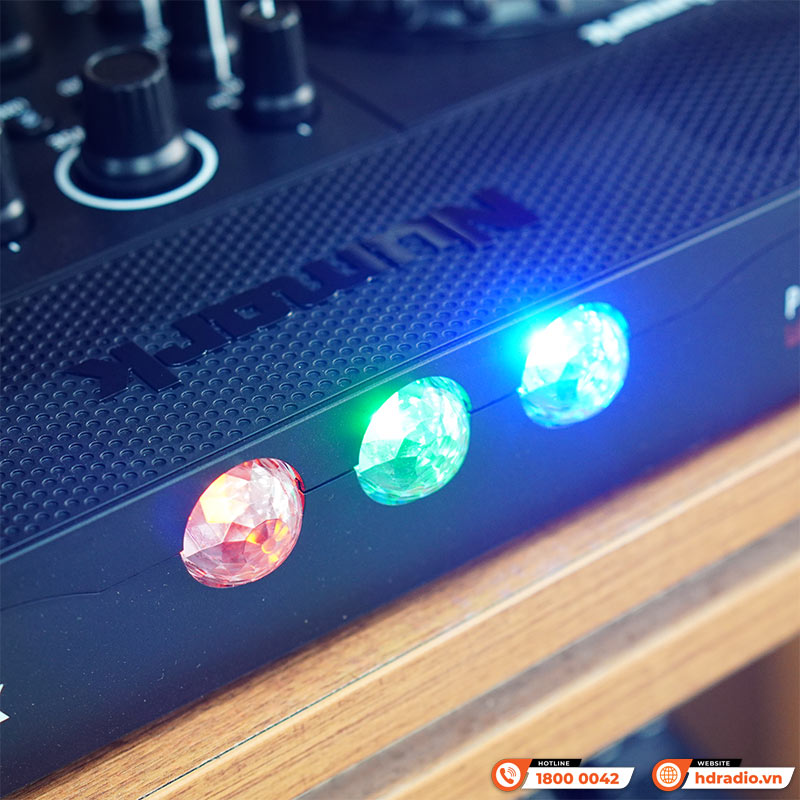 Bàn DJ Numark Party Mix Live, Kết nối điện thoại, máy tính, có loa đèn, Serato, Virtual DJ, 1.22kg, Mới-8
