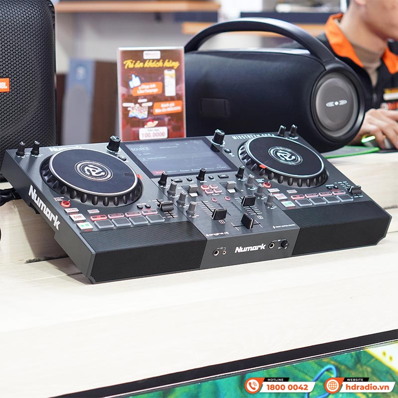 Bàn DJ Numark Mixstream Pro + (Plus), USB độc lập, 2 kênh, có loa, Wifi, Bluetooth, máy tính, 3.68kg, Mới-2