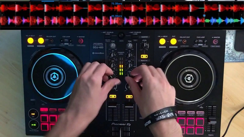 Bàn DJ Pioneer DDJ-400