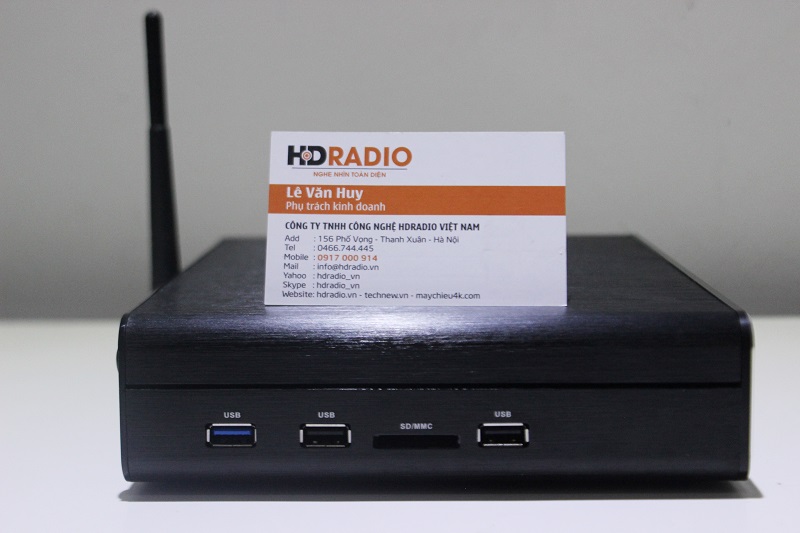 Mặt cạnh bên Android tv box himedia Q10 pro