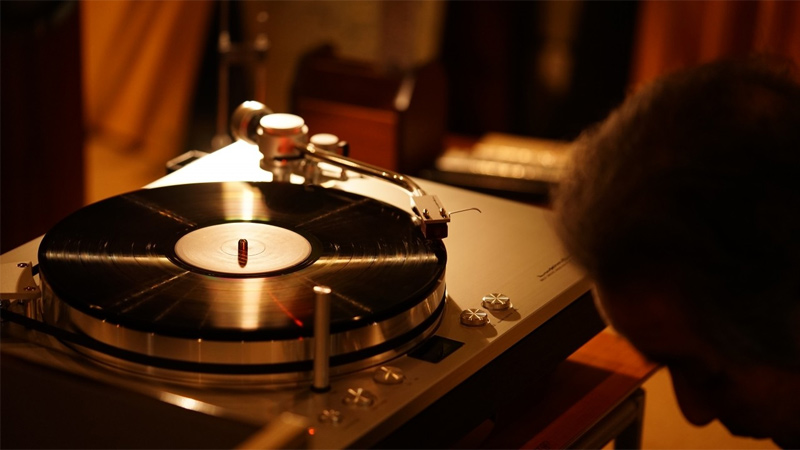 Đầu đĩa Than Luxman PD-171A