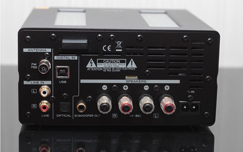 Đầu CD TEAC CR-H101