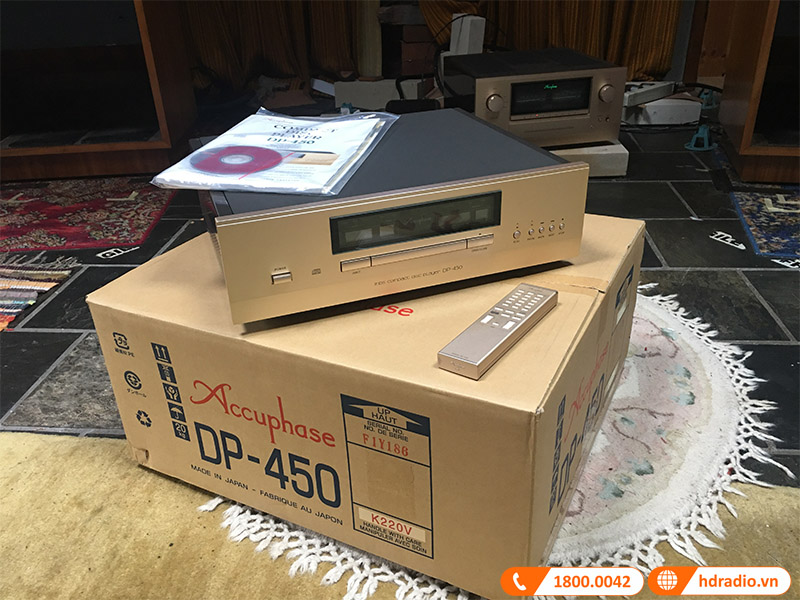 trang bị điều khiển từ xa đi kèm