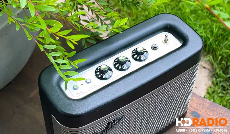 he thong nut dieu chinh cua loa fender newport