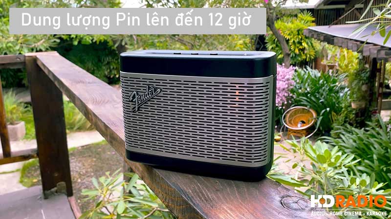 loa fender newport co dung luong pin len den 12 gio