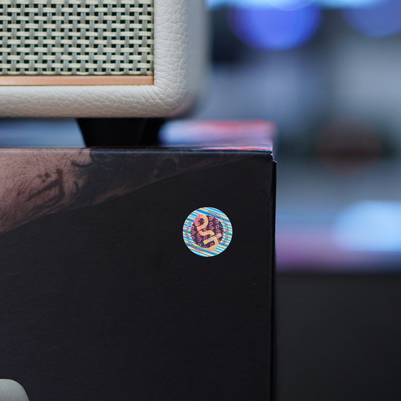 Loa Marshall Acton 3 ảnh thực tế 