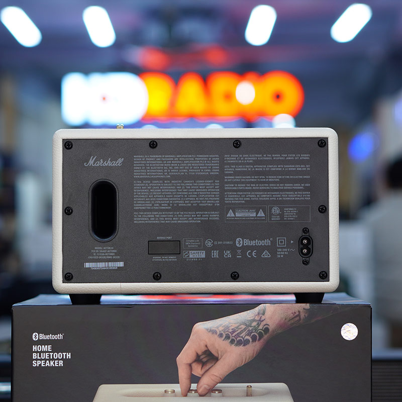 Loa Marshall Acton 3 ảnh thực tế 