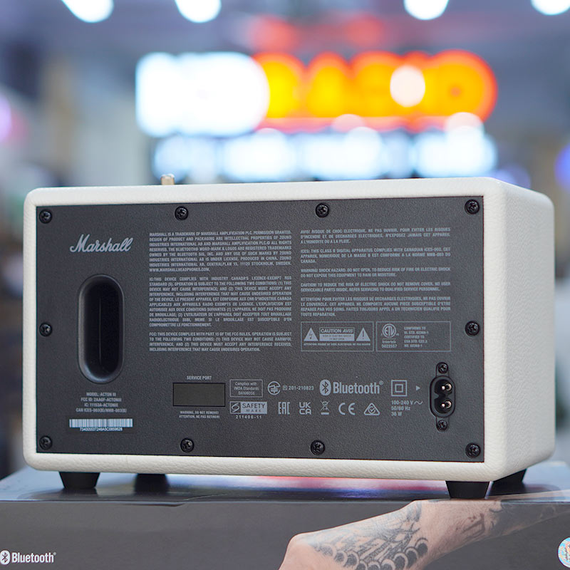 Loa Marshall Acton 3 ảnh thực tế 