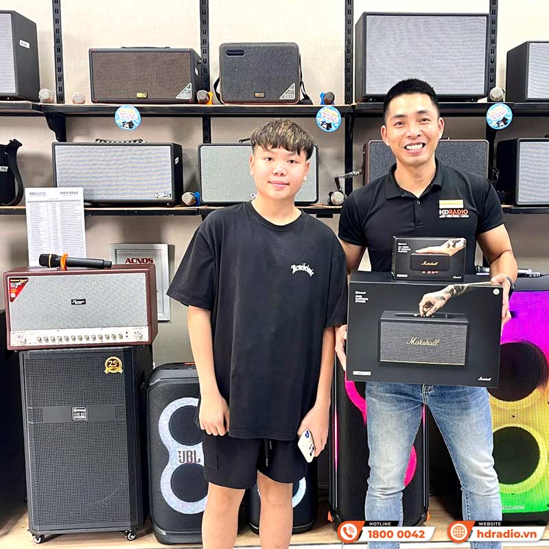 Loa Marshall Emberton II-23