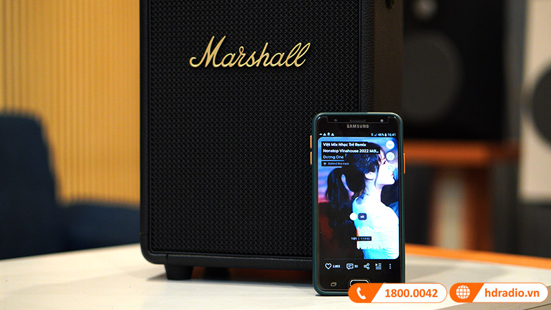 So sánh loa Marshall với loa Bang & Olufsen