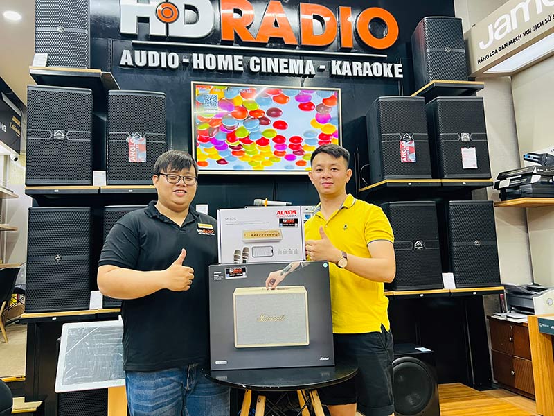 Khach hàng mua loa Marshall Woburn 3 (III) chính hãng ASH tại HDRadio