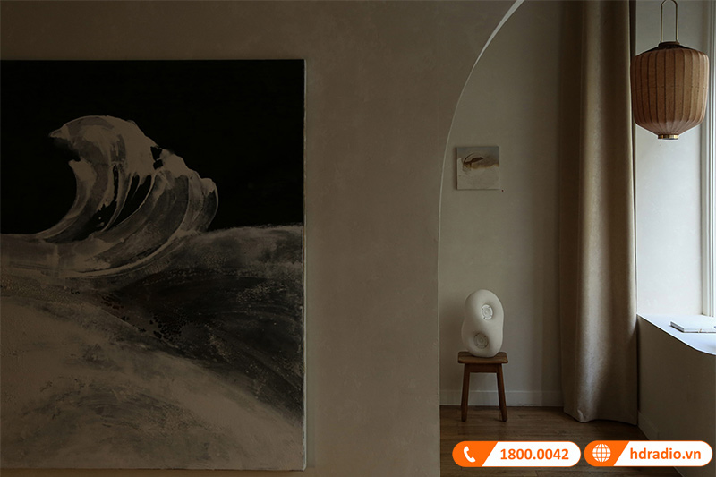 Loa Transparent Acoustic Sculpture