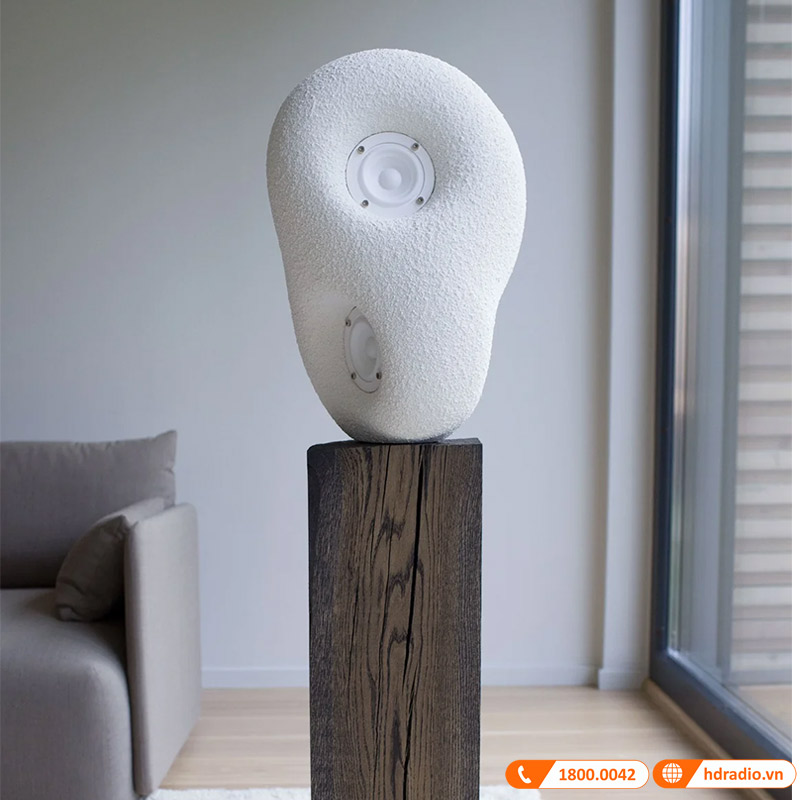 Loa Transparent Acoustic Sculpture