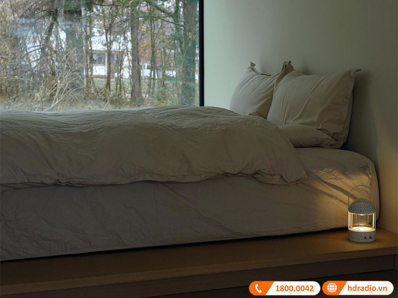 Loa Transparent Light Speaker màu trắng