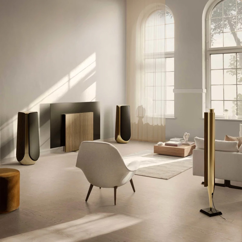 Loa B&O Beolab 50 sử dụng ở phòng khách