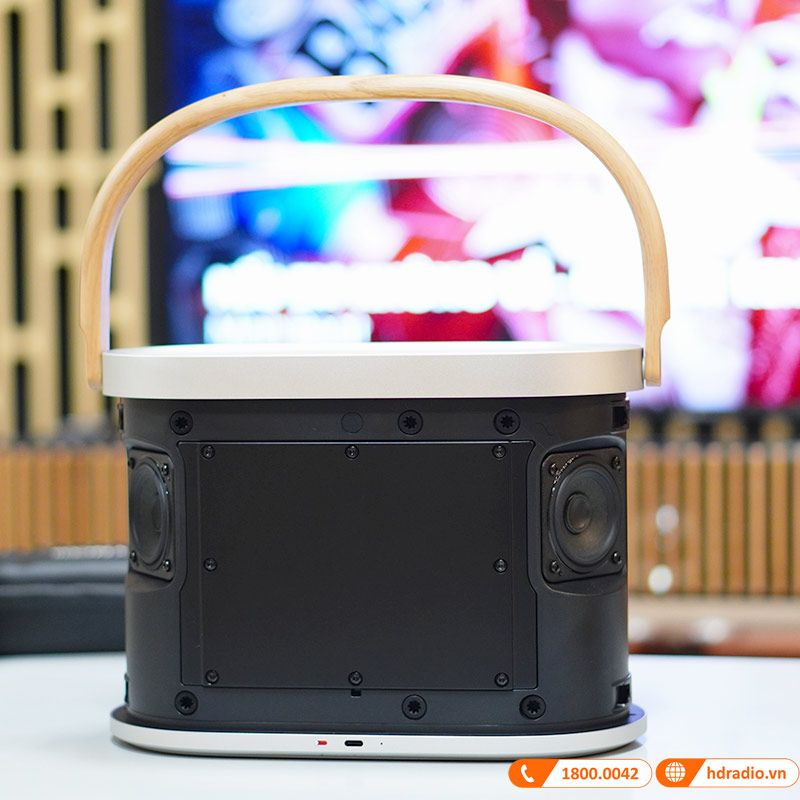 Loa B&O Beosound A5 ảnh thực tế