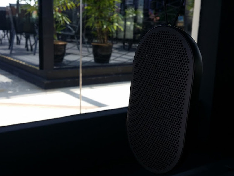 loa bluetooht beoplay p2