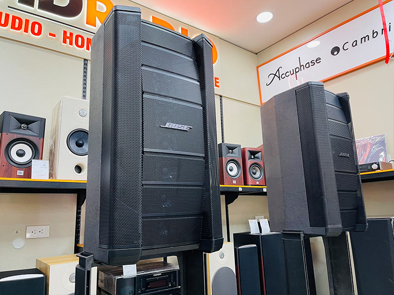 Loa Bose F1 Model 812 Sub F1