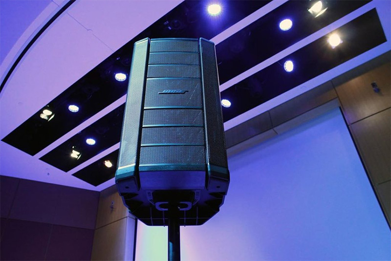 Loa Bose F1 Model 812 Loa Bose F1 Model 812