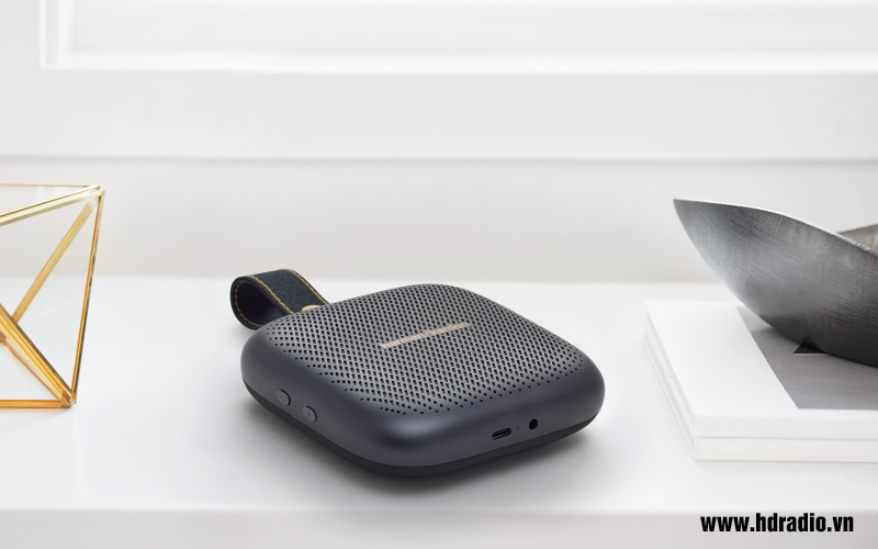 loa bluetooth Harman Kardon Neo voi pin 10 gio
