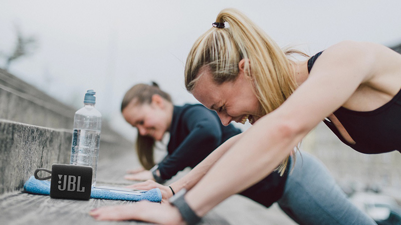 loa JBL Go 3 sử dụng ngoài trời