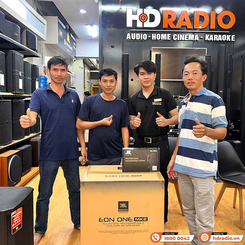 khách hàng mua loa JBL EON ONE MK2 chính hãng tại hdradio