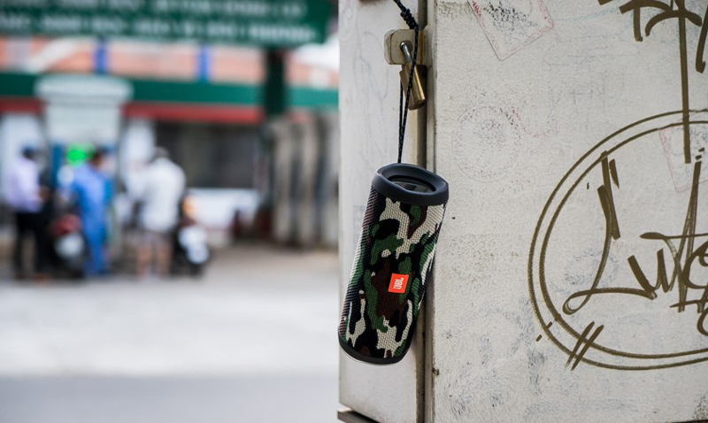 danh gia loa jbl flip 4