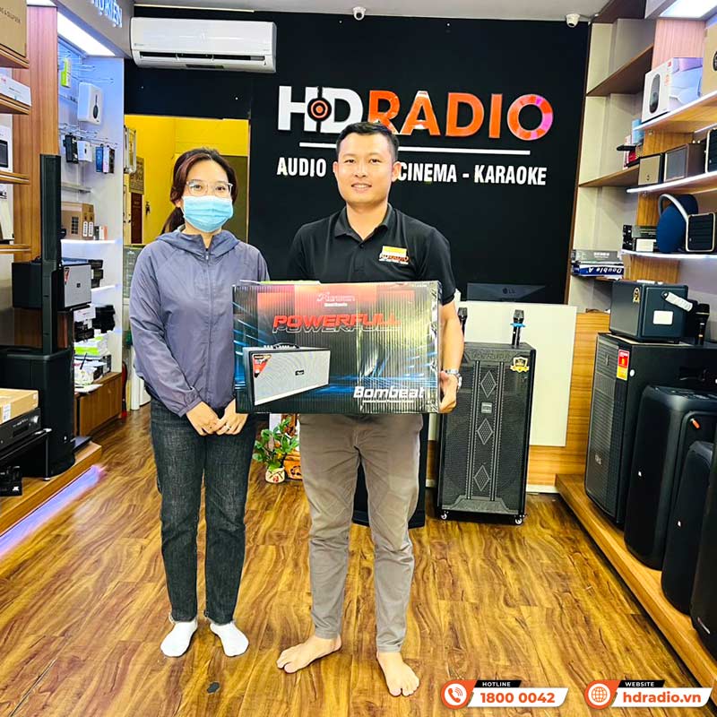 khách hàng mua loa Acrowin SA610 chính hãng tại hdradio