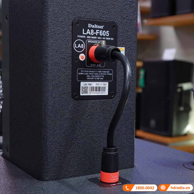 Bộ loa sân khấu biểu diễn Dalton LA8-S118 & LA8-F605, Công suất 1500W, Kèm 2 micro, Bass 50cm (Nguồn Điện 220V)-14