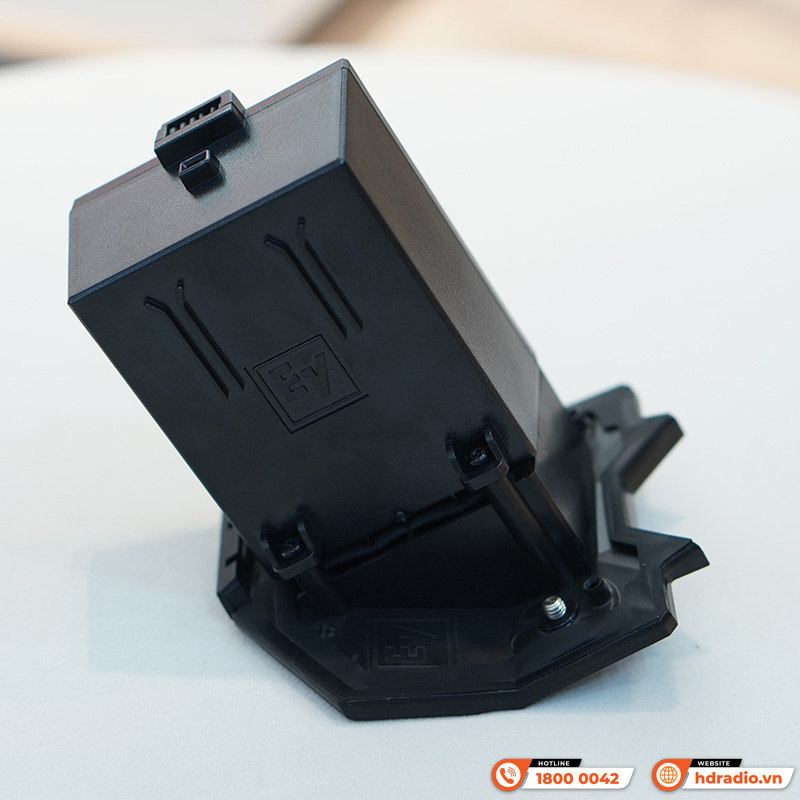 Loa Electro voice Everse 12, Pin 12 giờ, Công Suất 400W, Bass 30cm, 126db, Bluetooth, IP43, Ứng dụng EV-10