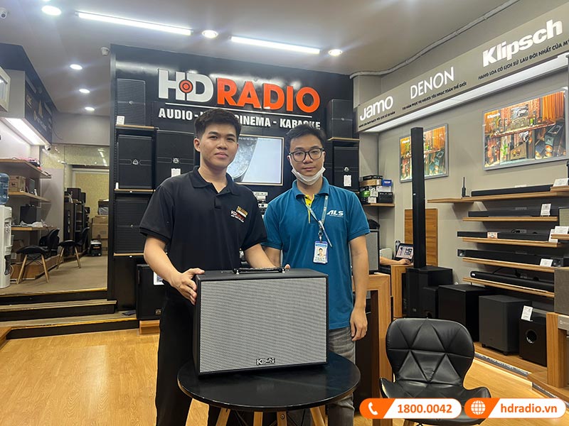 Khách hàng mua loa Acnos CS251PU tại HDRadio
