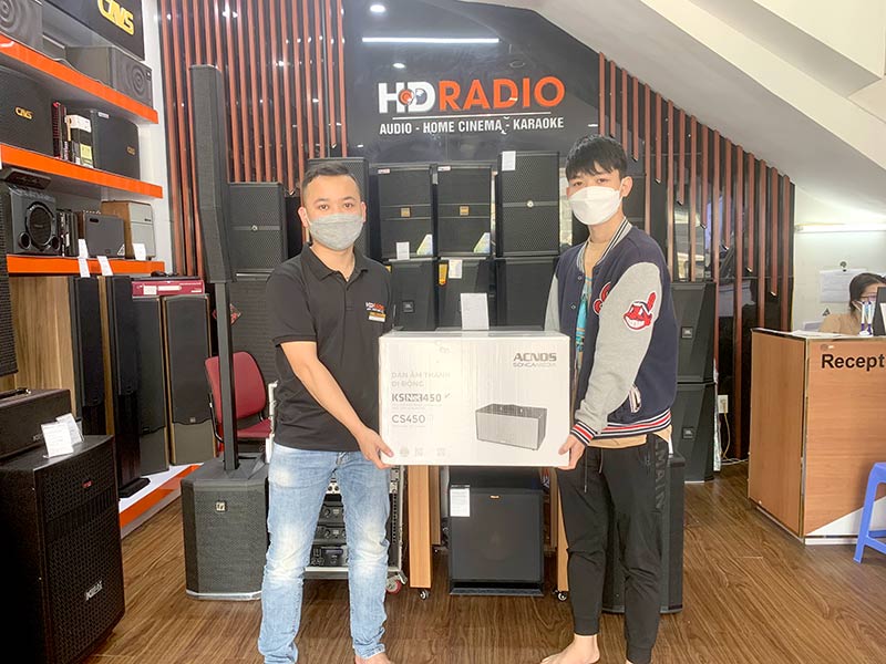 khách hàng mua loa KSNet450 tại HDRadio