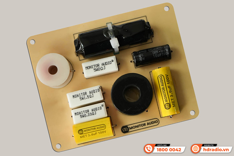 Loa Monitor Audio Bronze 300 7G