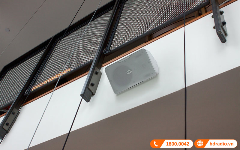 có giá đỡ đi kèm