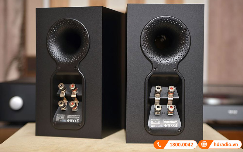 Loa B&W 607 S2 Anniversary Edition