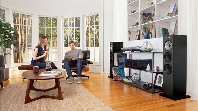 loa-bw-603-blackwhite-1